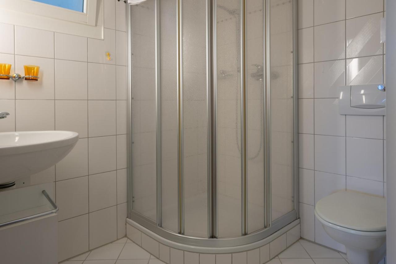 Grava - Ferienwohnung Fuer Max. 2 Personen Laax Exteriér fotografie
